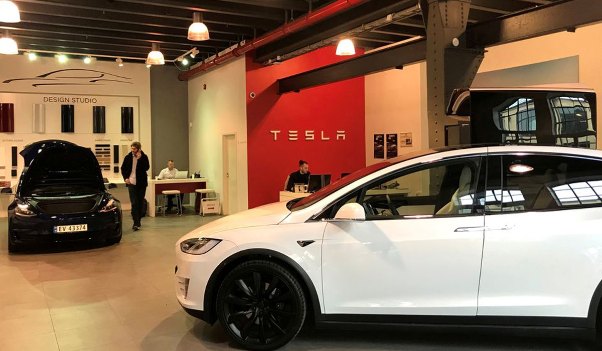 With help from Tesla, nearly 80% of Norway's new car sales are electric